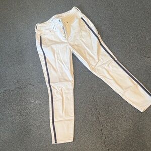 Universal Thread Off-White Pants